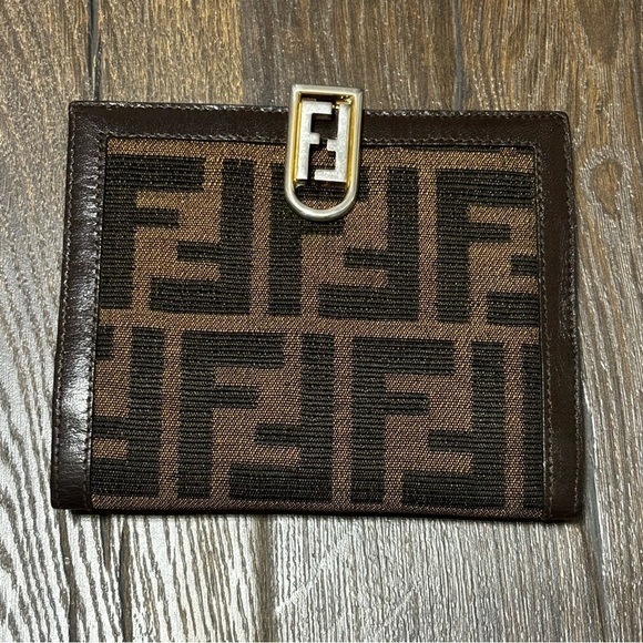 Fendi
Vintage Zucca FF Logo Compact Wallet - Picture 3 of 15